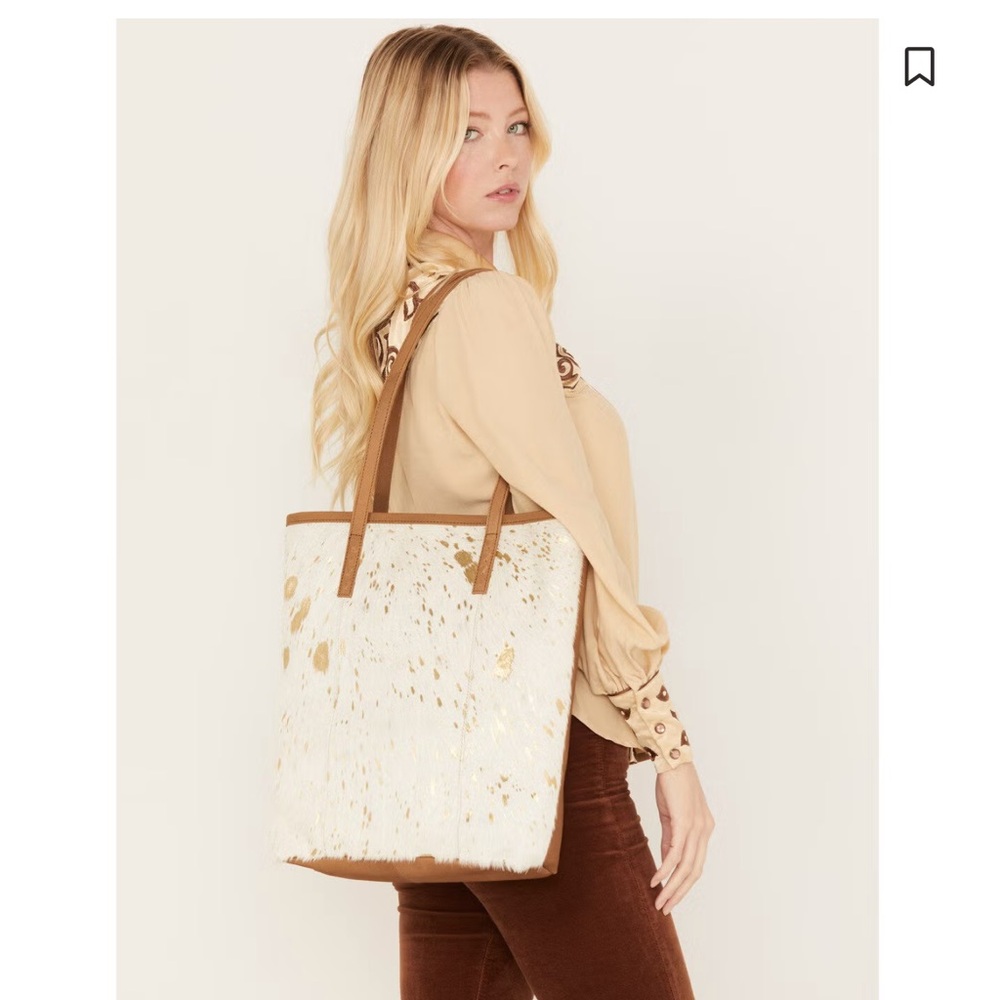 Shyanne Leather Tote With White Hair On Gold Foil Detail